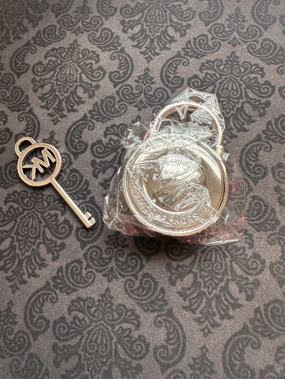 Michael Kors Silver MK Logo Handbag Lock & Key Replacement Hardware - Picture 4 of 6